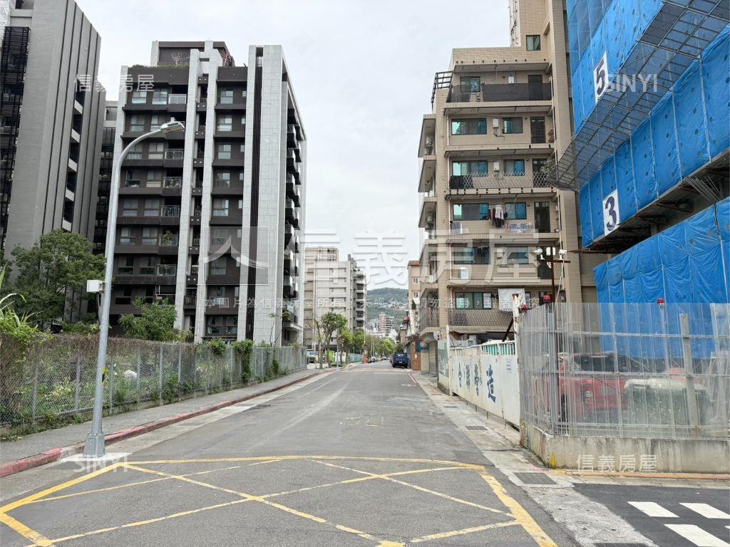 欣聯奇岩高樓兩房房屋室內格局與周邊環境
