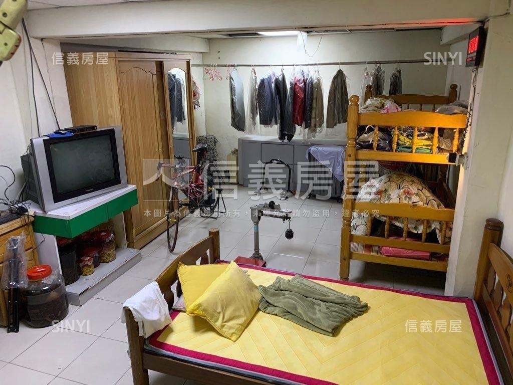 新海商圈好方便房屋室內格局與周邊環境