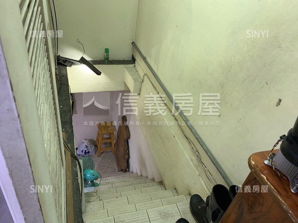新海商圈好方便房屋室內格局與周邊環境