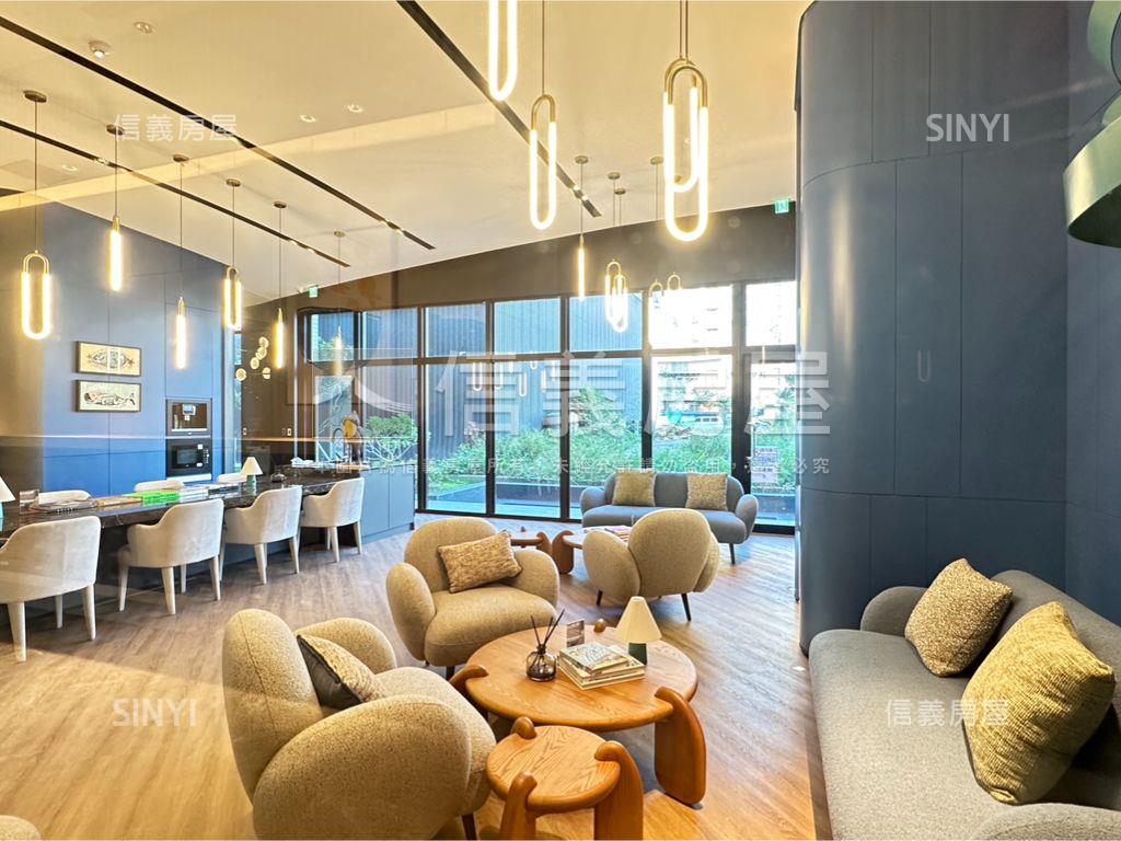 長虹天韻！視野低總價２房房屋室內格局與周邊環境