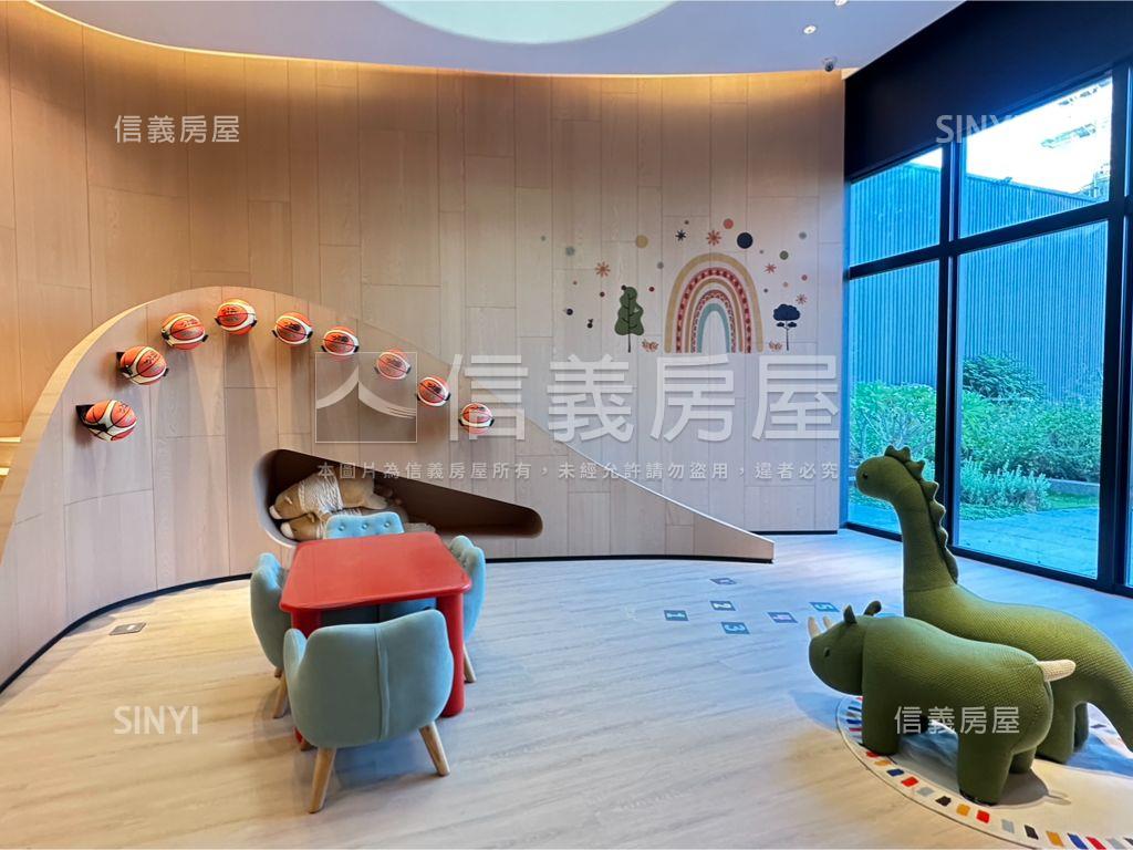 長虹天韻！視野低總價２房房屋室內格局與周邊環境