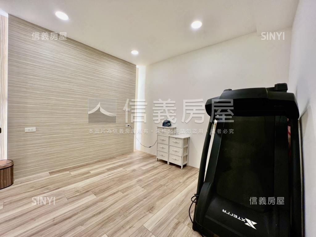 基隆信五路質感美裝潢三房房屋室內格局與周邊環境