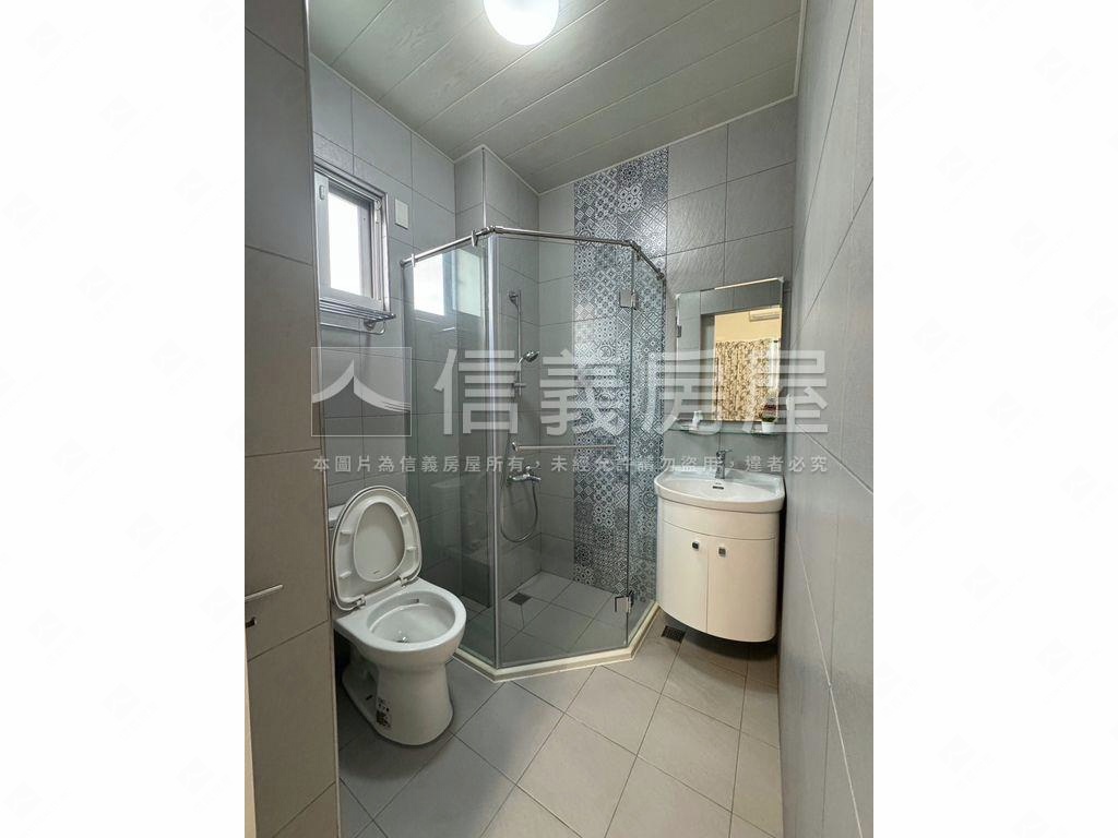 善化信義路兩房平車房屋室內格局與周邊環境