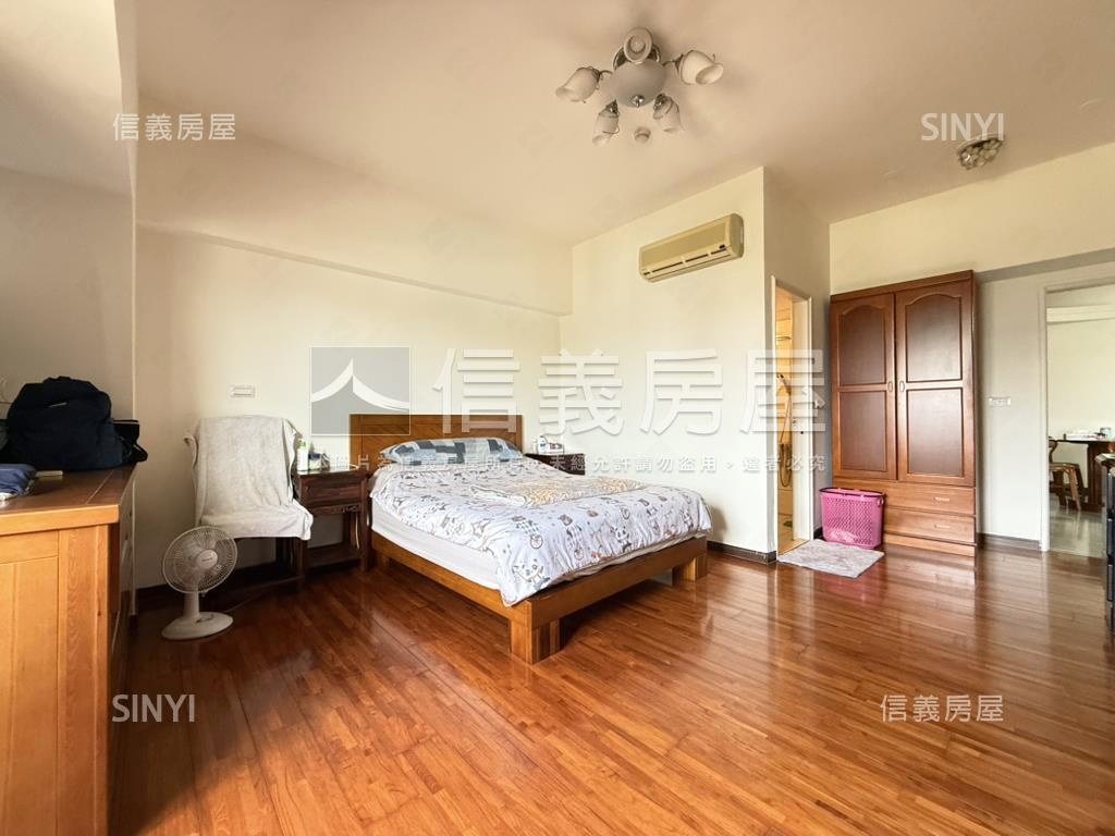 君臨天廈面公園美視野戶房屋室內格局與周邊環境