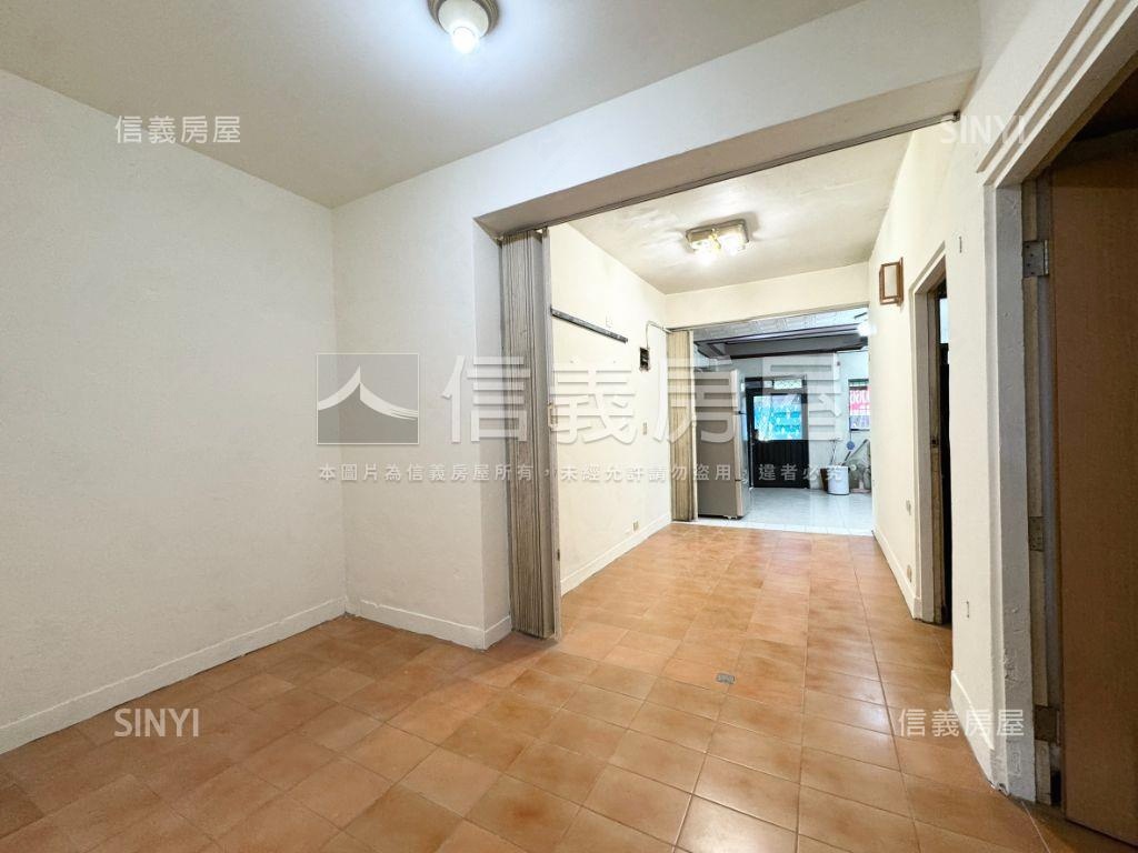 保健路一樓‧家的記憶房屋室內格局與周邊環境
