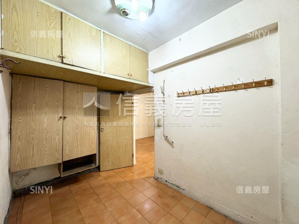 保健路一樓‧家的記憶房屋室內格局與周邊環境