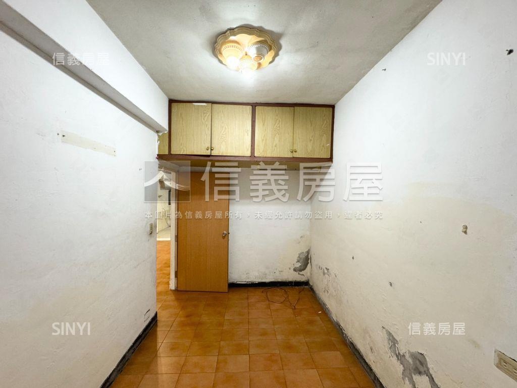 保健路一樓‧家的記憶房屋室內格局與周邊環境