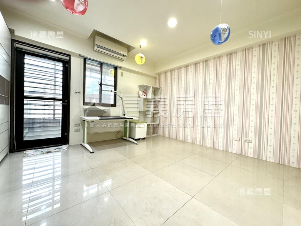 馬爾地夫雙併採光美宅房屋室內格局與周邊環境