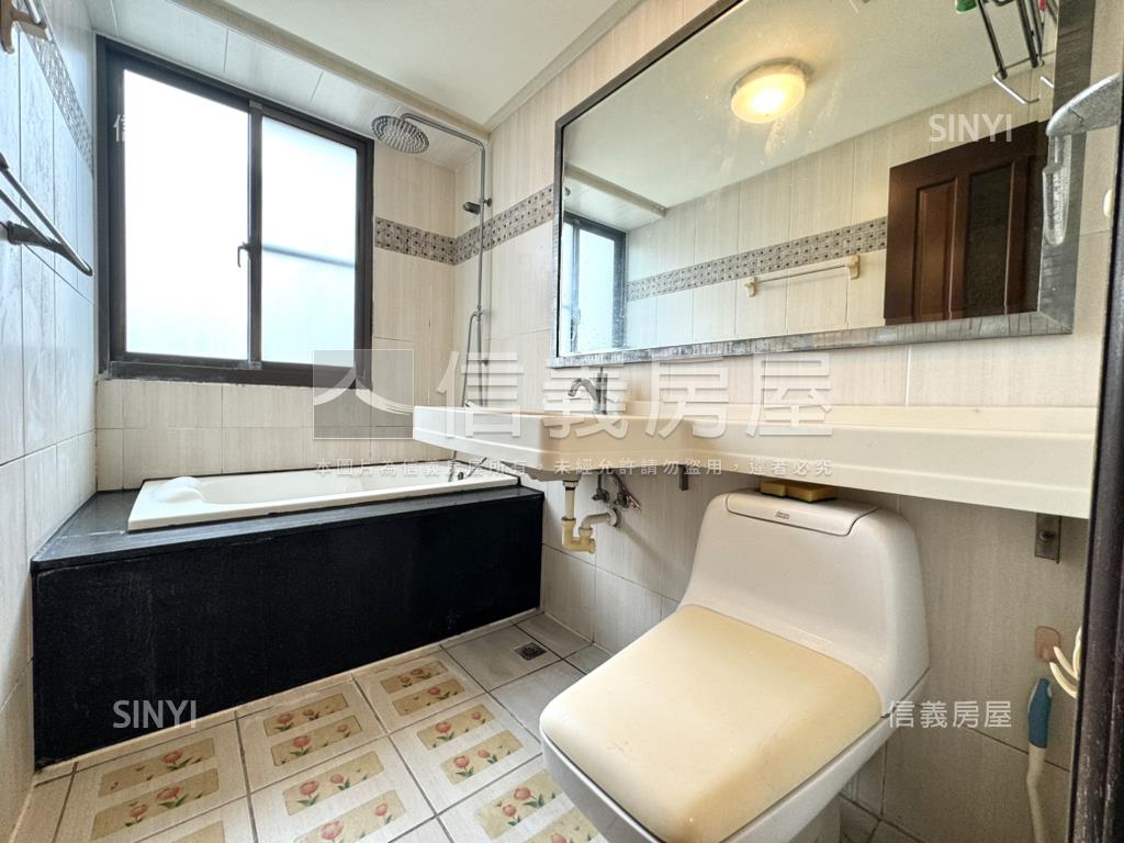 馬爾地夫雙併採光美宅房屋室內格局與周邊環境