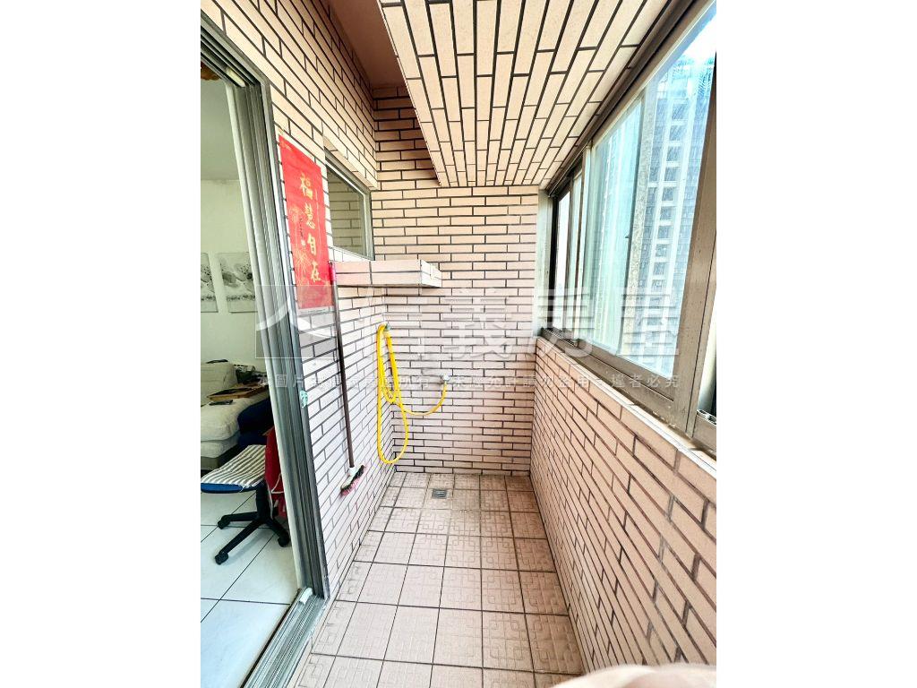 花園廣場～景觀３景觀３房房屋室內格局與周邊環境