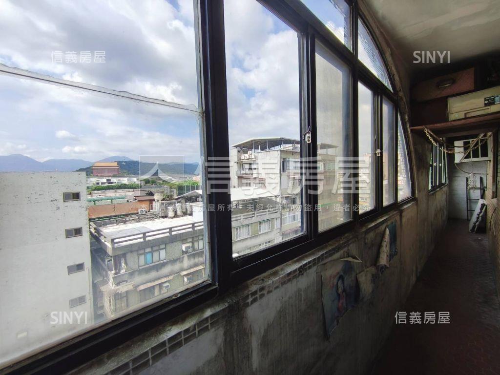 中山捷運電梯高樓層大空間房屋室內格局與周邊環境