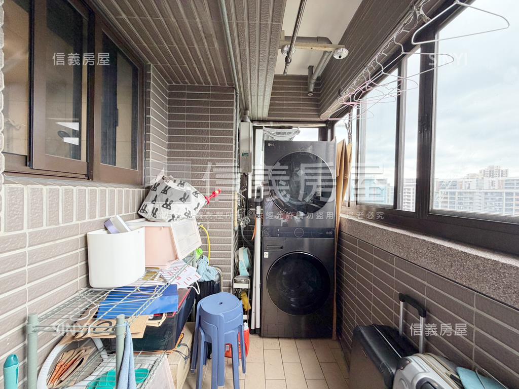 皇普ＭＶＰ邊間採光美兩房房屋室內格局與周邊環境