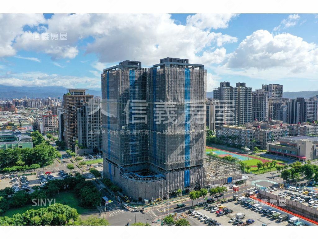 近昌平國小景觀三房車位房屋室內格局與周邊環境