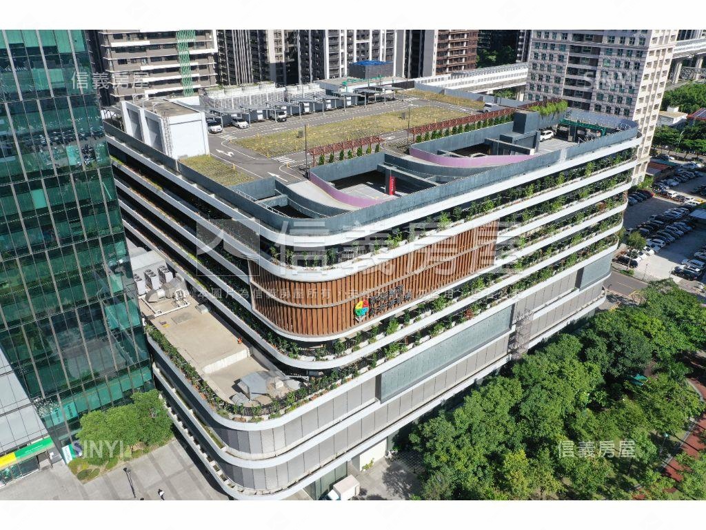 近昌平國小景觀三房車位房屋室內格局與周邊環境