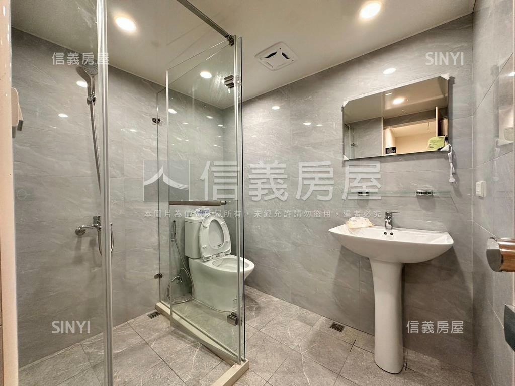 ７４７舒服裝潢美屋房屋室內格局與周邊環境