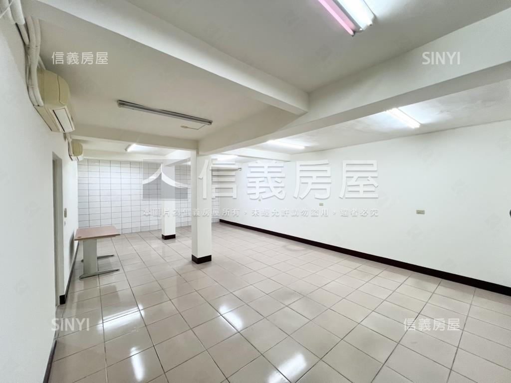 近中和環球民享街美透天房屋室內格局與周邊環境