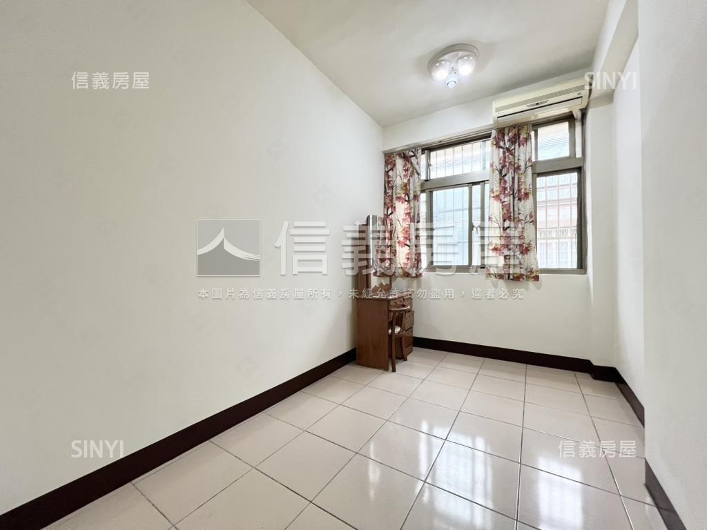 近中和環球民享街美透天房屋室內格局與周邊環境