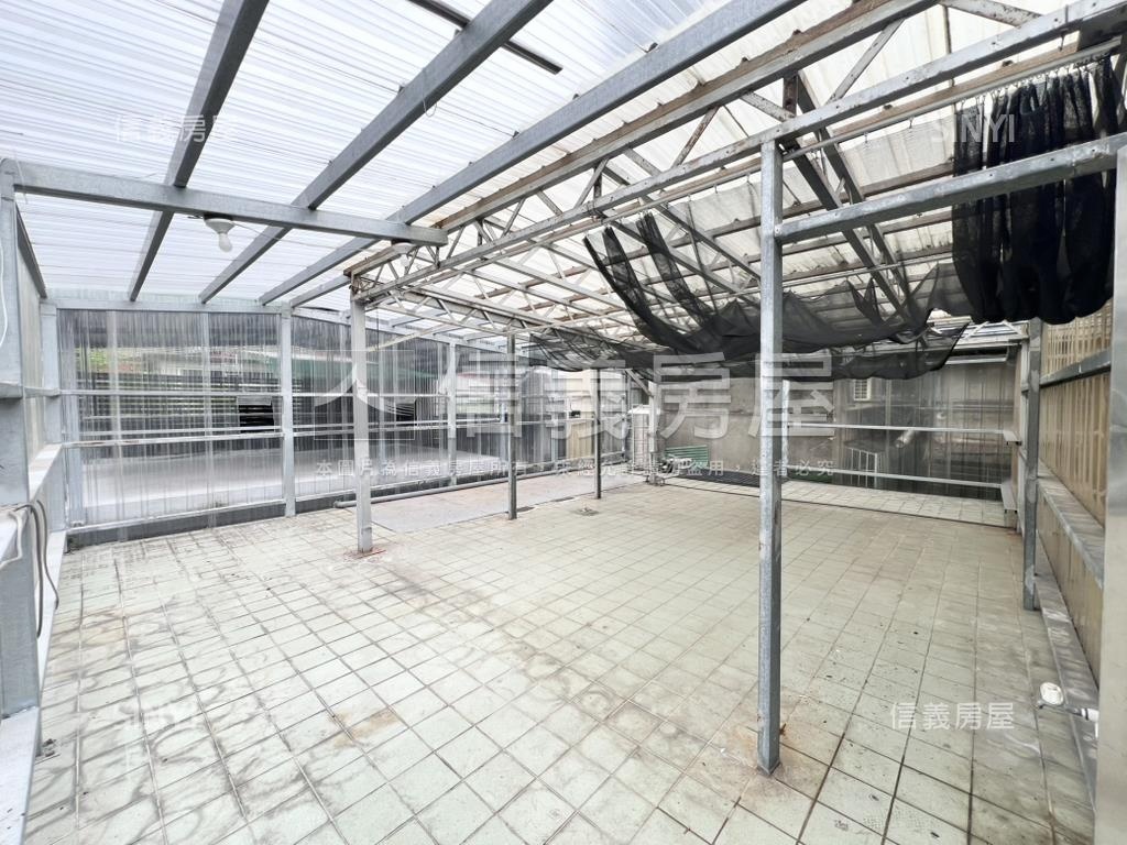 近中和環球民享街美透天房屋室內格局與周邊環境