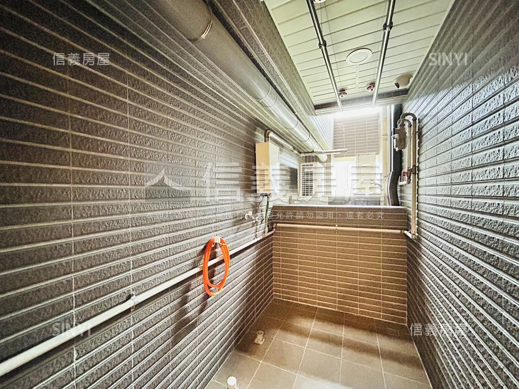 新品川高樓美景房屋室內格局與周邊環境