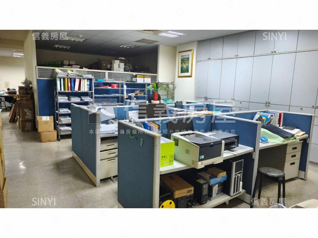 ＭＩＴ捷運氣派辦公房屋室內格局與周邊環境