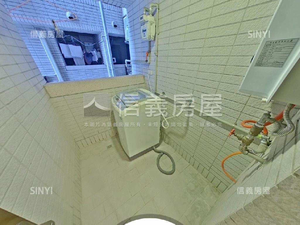 鼎藏悅華精美兩房房屋室內格局與周邊環境