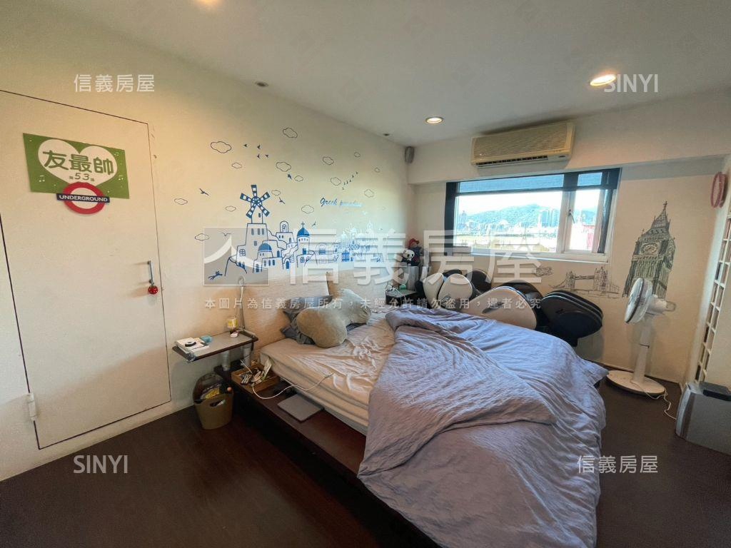 專任－電梯豪景裝潢４房房屋室內格局與周邊環境