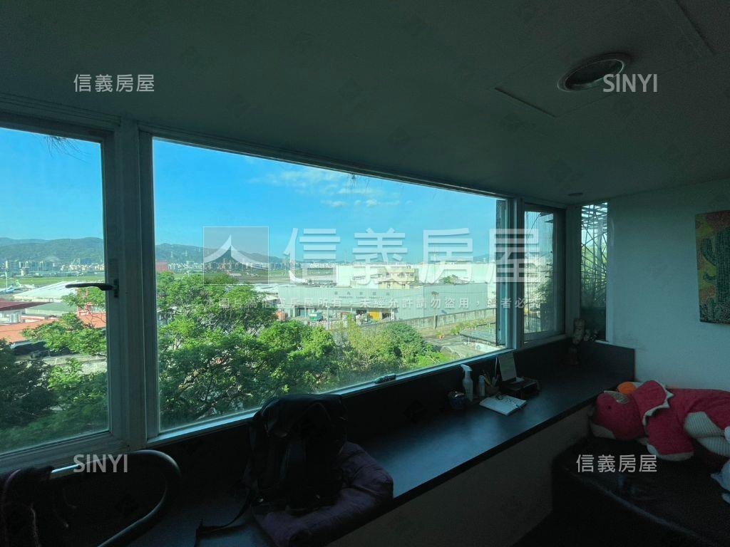 專任－電梯豪景裝潢４房房屋室內格局與周邊環境