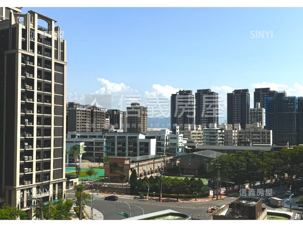 八擴．城中大璽三房車位房屋室內格局與周邊環境