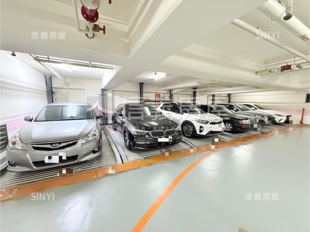 星亞都高樓稀有兩房車位房屋室內格局與周邊環境