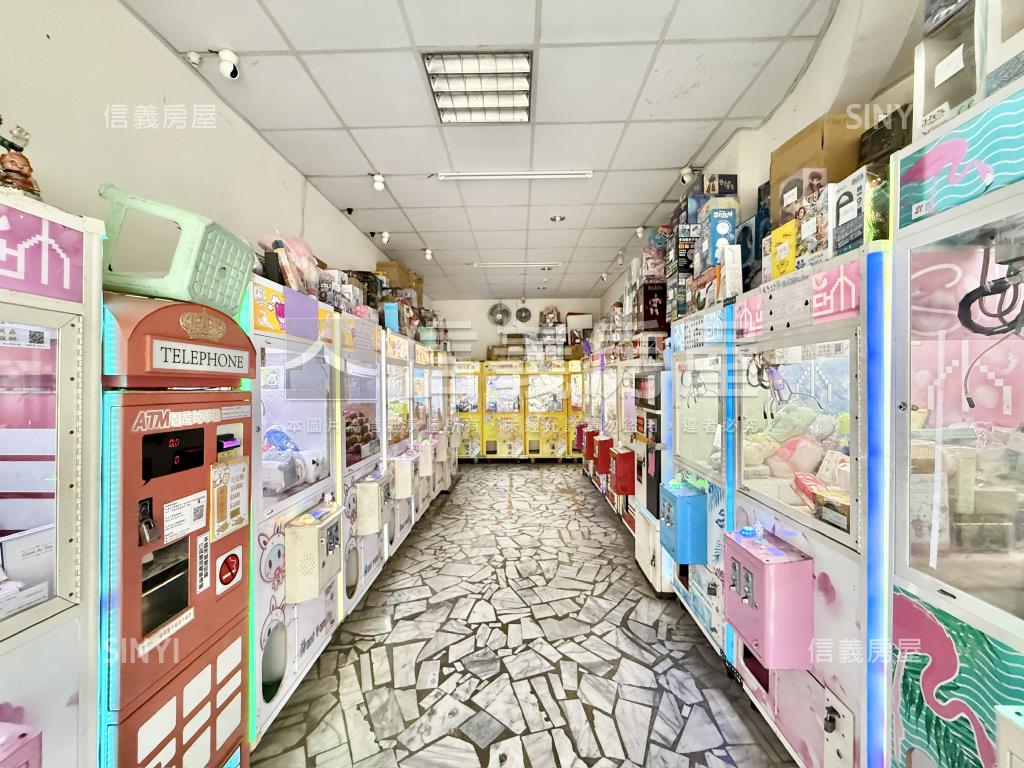輔英科大臨路角窗收租聖品房屋室內格局與周邊環境