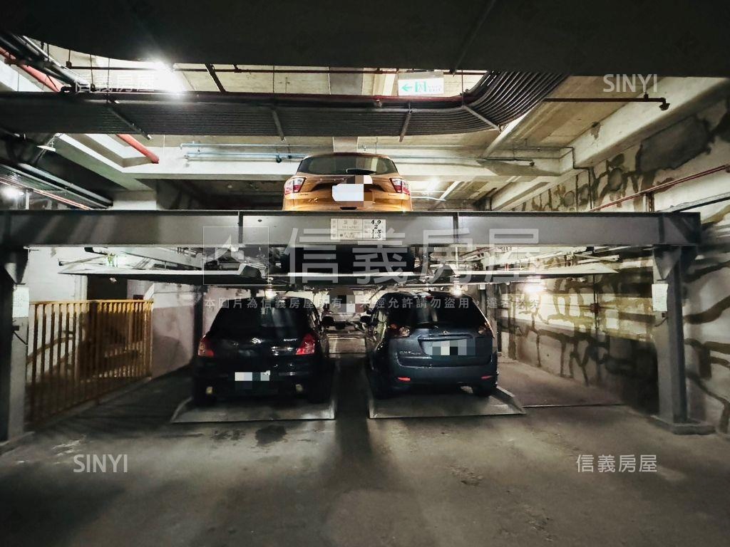 車站旁氣派保值商辦房屋室內格局與周邊環境