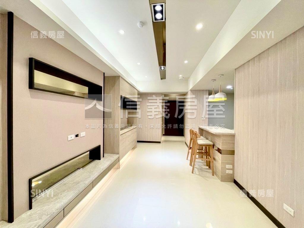 上築精美裝潢兩房車位房屋室內格局與周邊環境