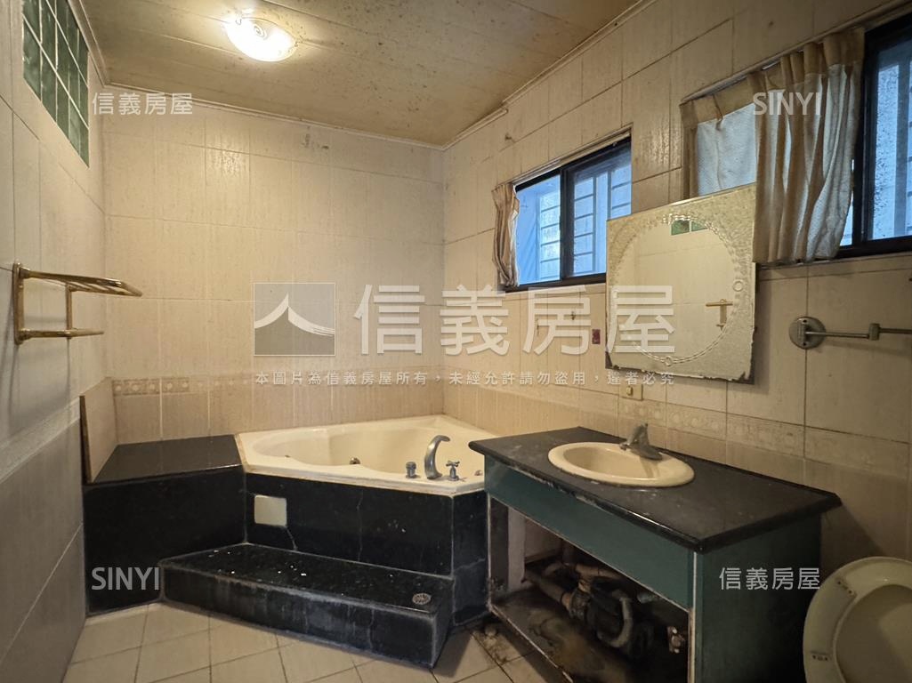 竹北大地坪透天房屋室內格局與周邊環境