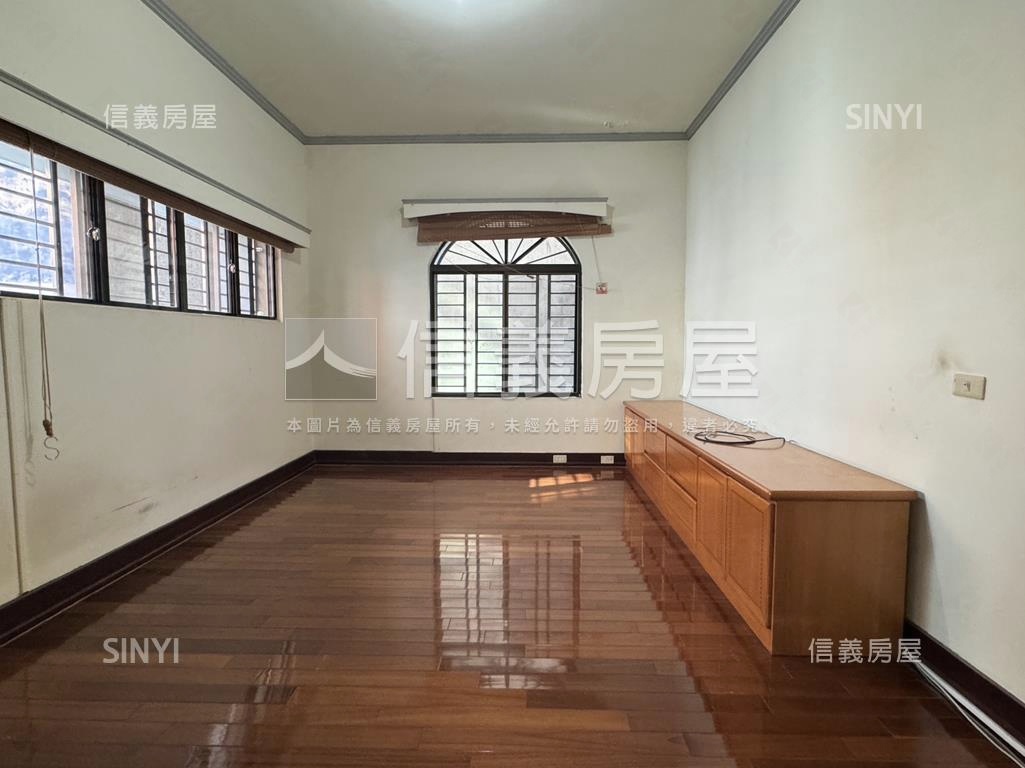 竹北大地坪透天房屋室內格局與周邊環境