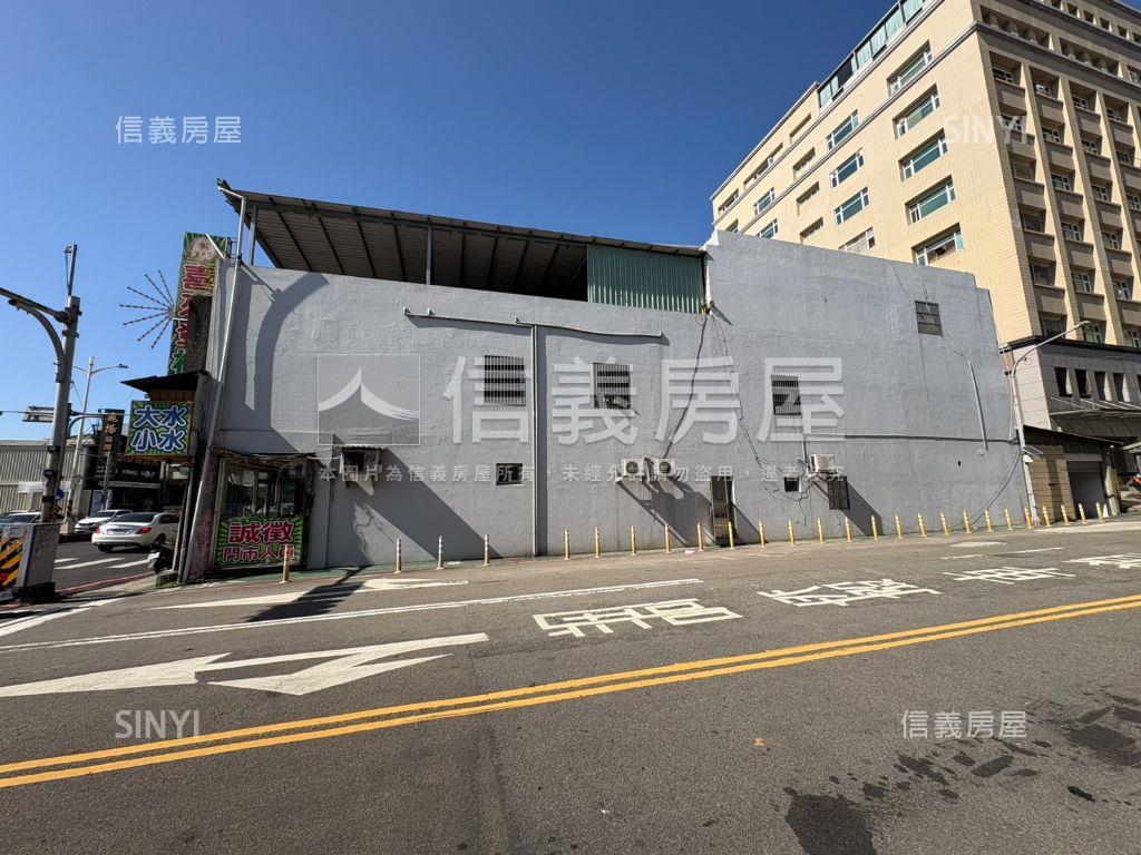 春日路角窗收租金店面房屋室內格局與周邊環境