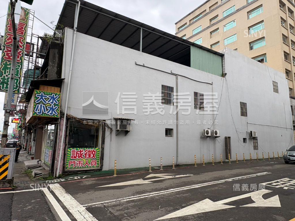 春日路角窗收租金店面房屋室內格局與周邊環境