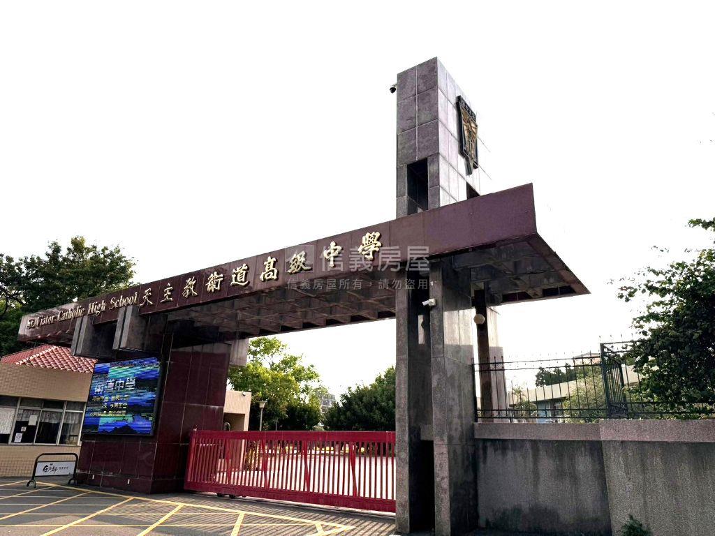 首購首選面公園大三房房屋室內格局與周邊環境