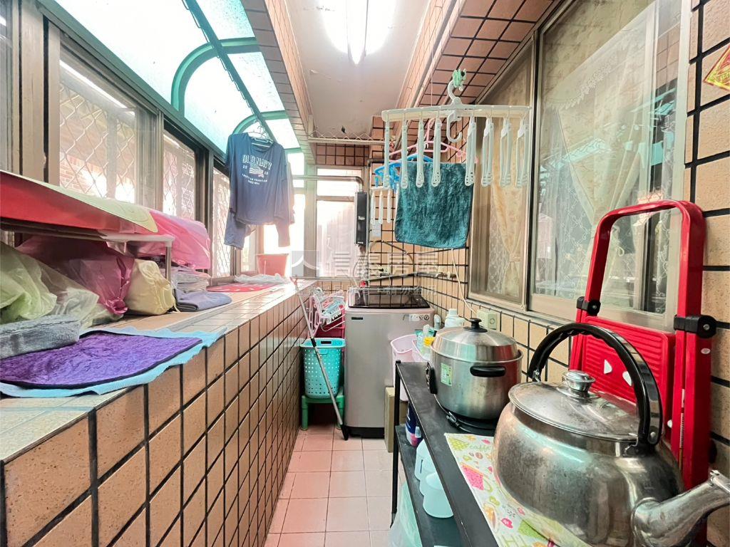 榮華又富貴肆房豪邸房屋室內格局與周邊環境
