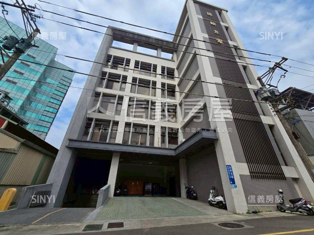 新竹東區整棟新穎電梯廠房房屋室內格局與周邊環境