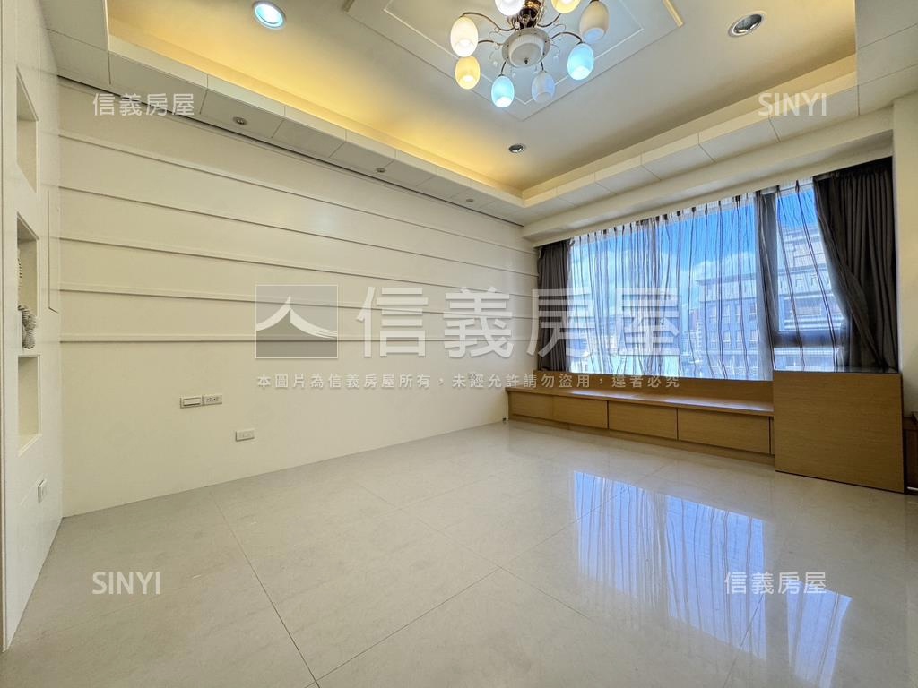 歌德堡高樓雙車美三房房屋室內格局與周邊環境