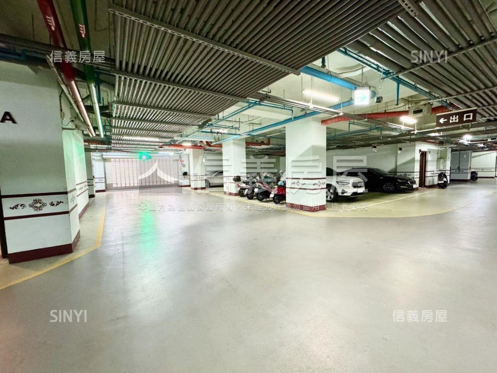 公園旁方正兩房車位房屋室內格局與周邊環境