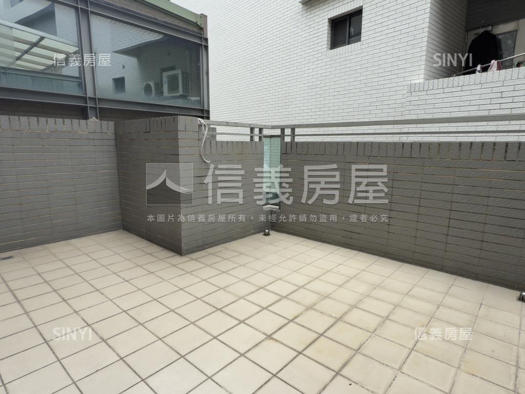 近烏日捷運臨路別墅房屋室內格局與周邊環境