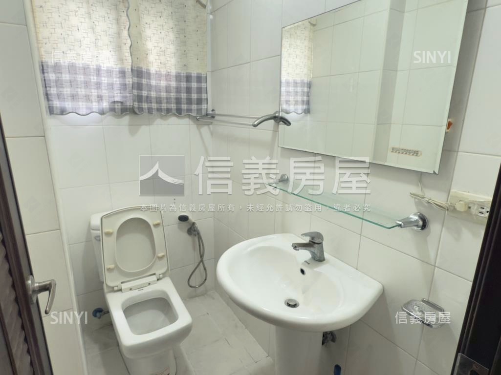近烏日捷運臨路別墅房屋室內格局與周邊環境