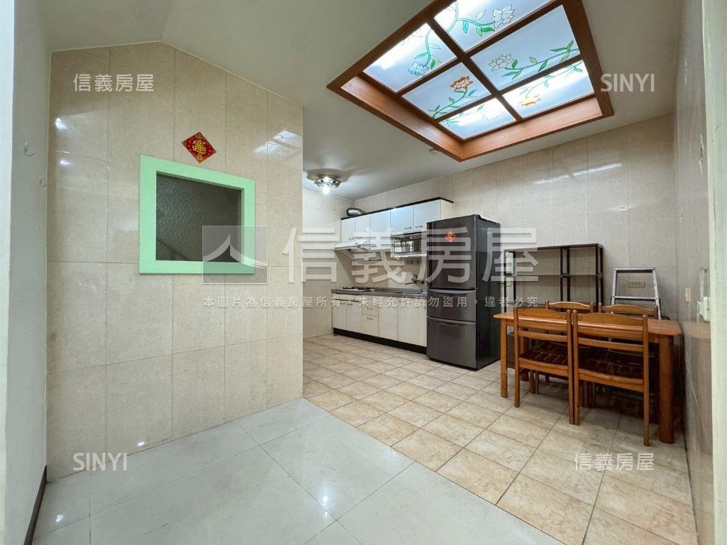 近未來捷運優質透天房屋室內格局與周邊環境