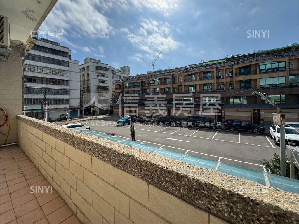 近未來捷運優質透天房屋室內格局與周邊環境