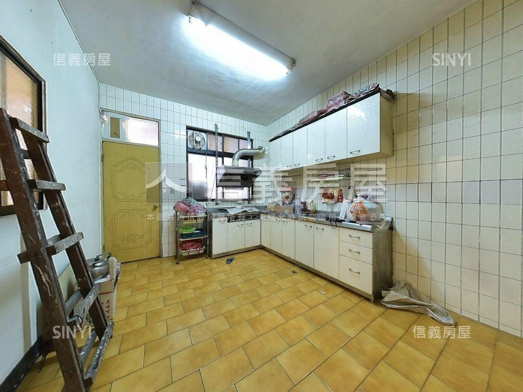 建福搶手三房房屋室內格局與周邊環境
