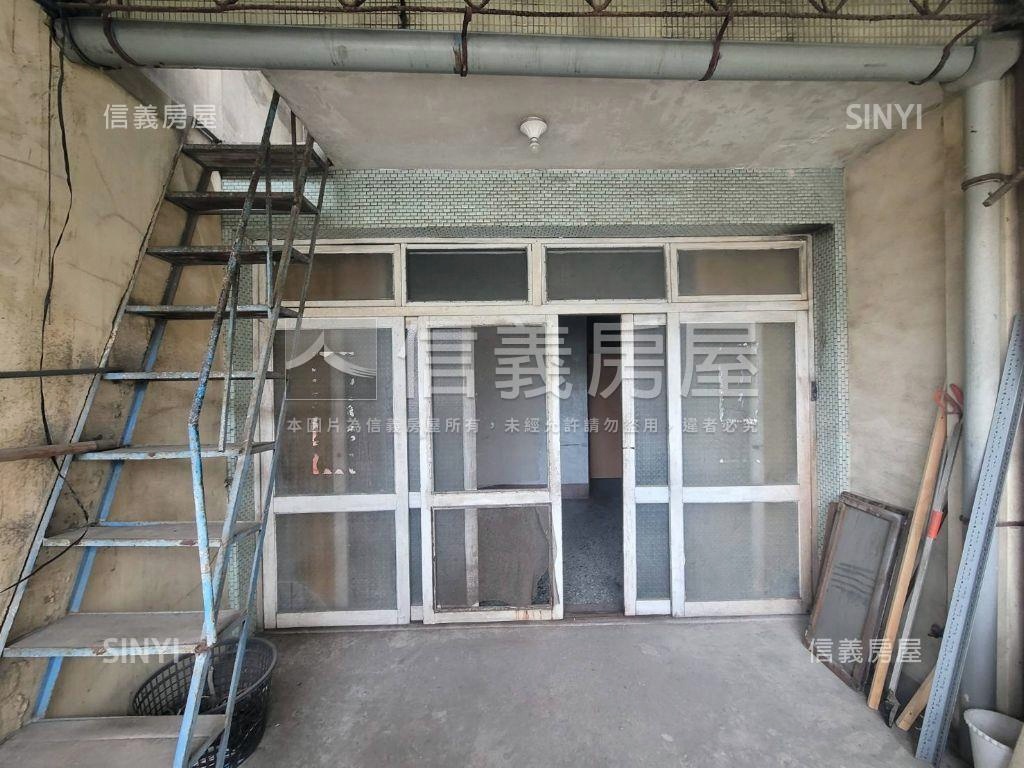 市中心低總價透天房屋室內格局與周邊環境