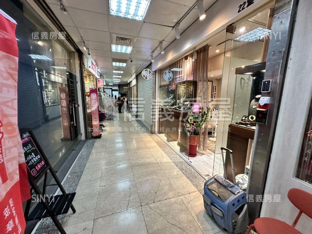 正忠孝東一樓店王房屋室內格局與周邊環境