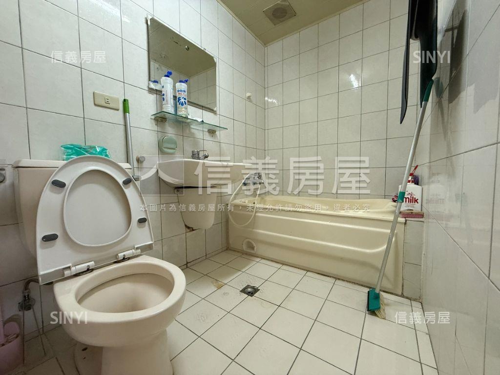 皇龍日系漂亮大兩房美居房屋室內格局與周邊環境