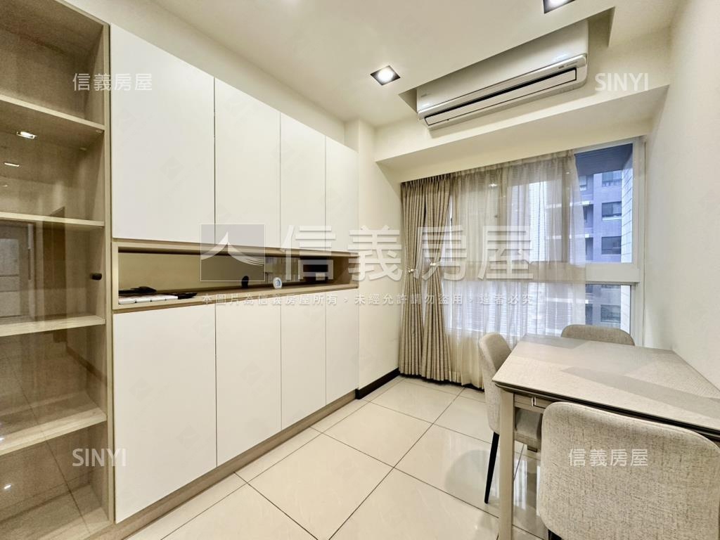 江翠ＯＮＥ帶裝潢三房房屋室內格局與周邊環境